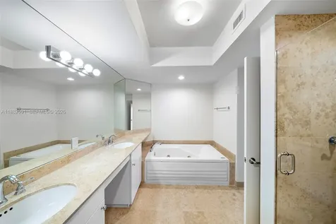 4779 Collins Avenue Miami Beach FL 33140