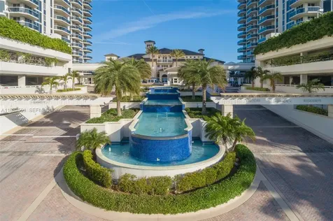 4779 Collins Avenue Miami Beach FL 33140