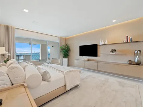 5053 Fisher Island Drive Miami Beach FL 33109