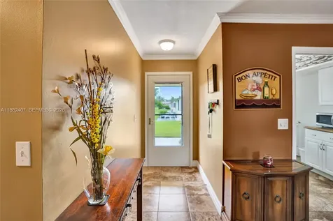 2921 W Crosley Drive W West Palm Beach FL 33415