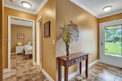 2921 W Crosley Drive W West Palm Beach FL 33415