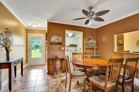 2921 W Crosley Drive W West Palm Beach FL 33415