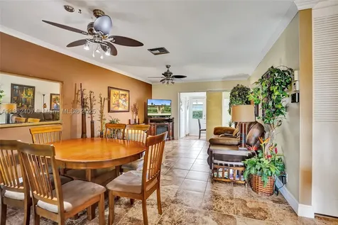 2921 W Crosley Drive W West Palm Beach FL 33415