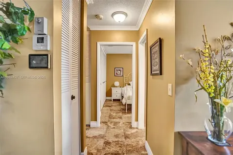 2921 W Crosley Drive W West Palm Beach FL 33415