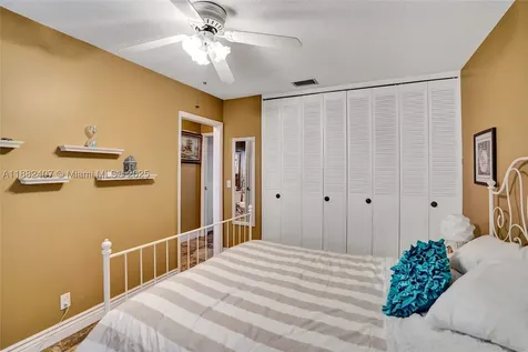 2921 W Crosley Drive W West Palm Beach FL 33415