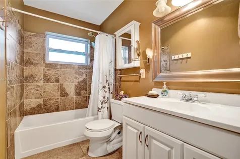 2921 W Crosley Drive W West Palm Beach FL 33415