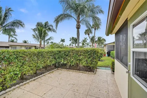 2921 W Crosley Drive W West Palm Beach FL 33415