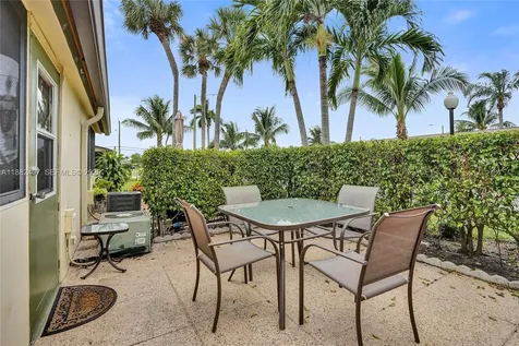 2921 W Crosley Drive W West Palm Beach FL 33415