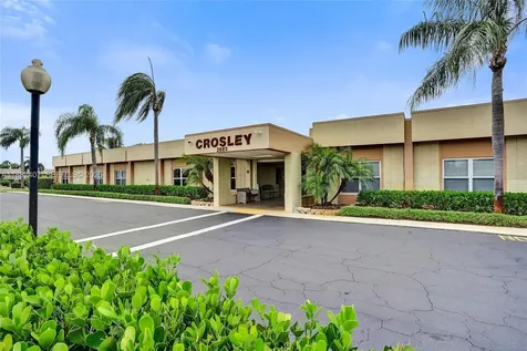 2921 W Crosley Drive W West Palm Beach FL 33415