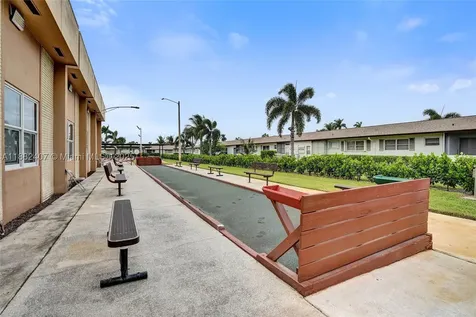 2921 W Crosley Drive W West Palm Beach FL 33415