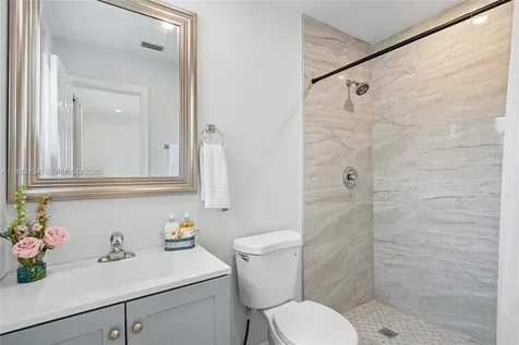 3024 N 73rd Terrace Hollywood FL 33024