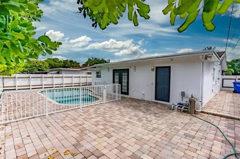3024 N 73rd Terrace Hollywood FL 33024