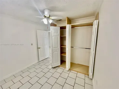 3024 N 73rd Terrace Hollywood FL 33024