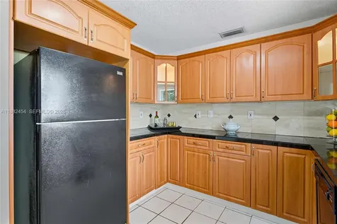 3024 N 73rd Terrace Hollywood FL 33024