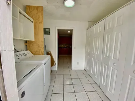 3024 N 73rd Terrace Hollywood FL 33024