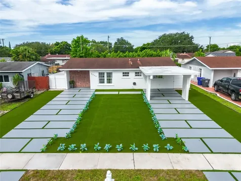 3024 N 73rd Terrace Hollywood FL 33024