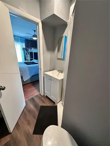 2270 SW 46th Court Dania Beach FL 33312