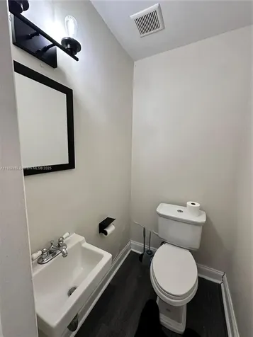 2270 SW 46th Court Dania Beach FL 33312