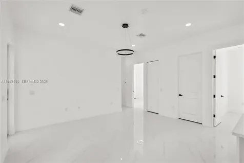 936 Anthony E Lehigh Acres FL 33974