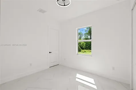 936 Anthony E Lehigh Acres FL 33974