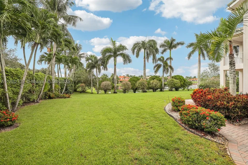 11759 Paradise Cove Lane Wellington FL 33449