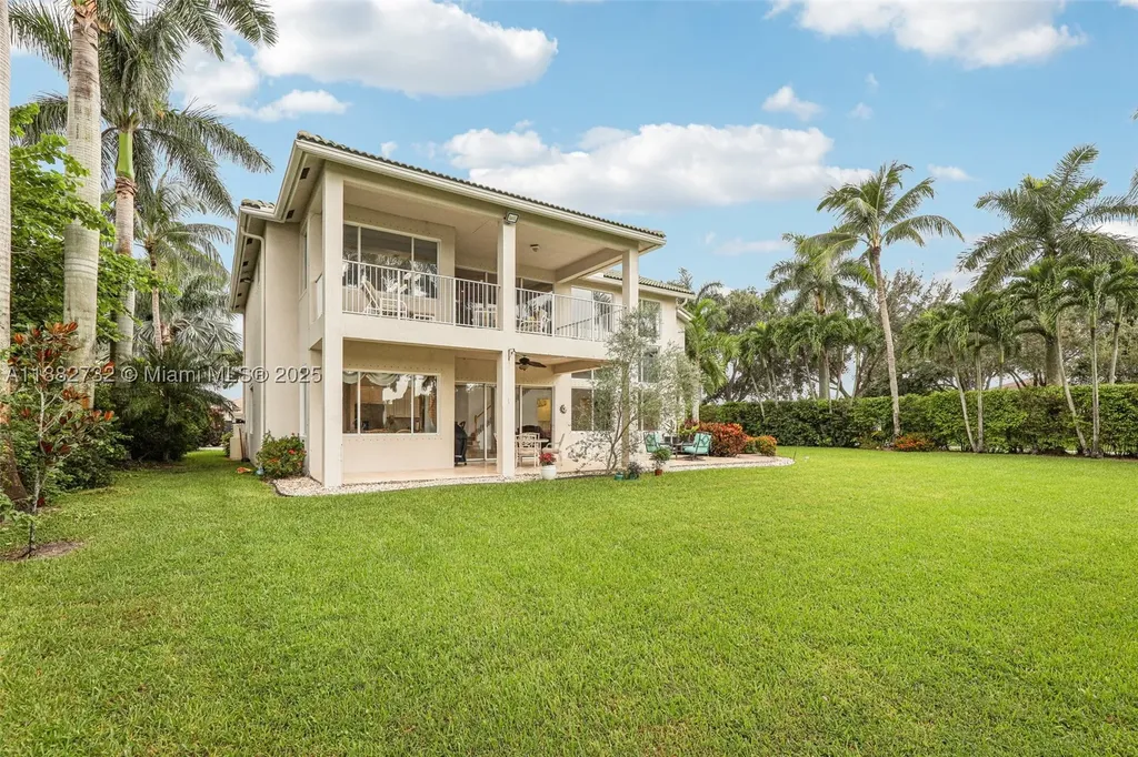 11759 Paradise Cove Lane Wellington FL 33449