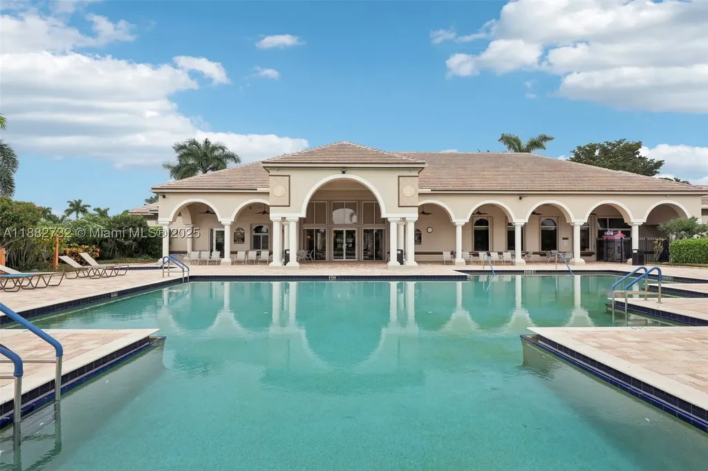 11759 Paradise Cove Lane Wellington FL 33449