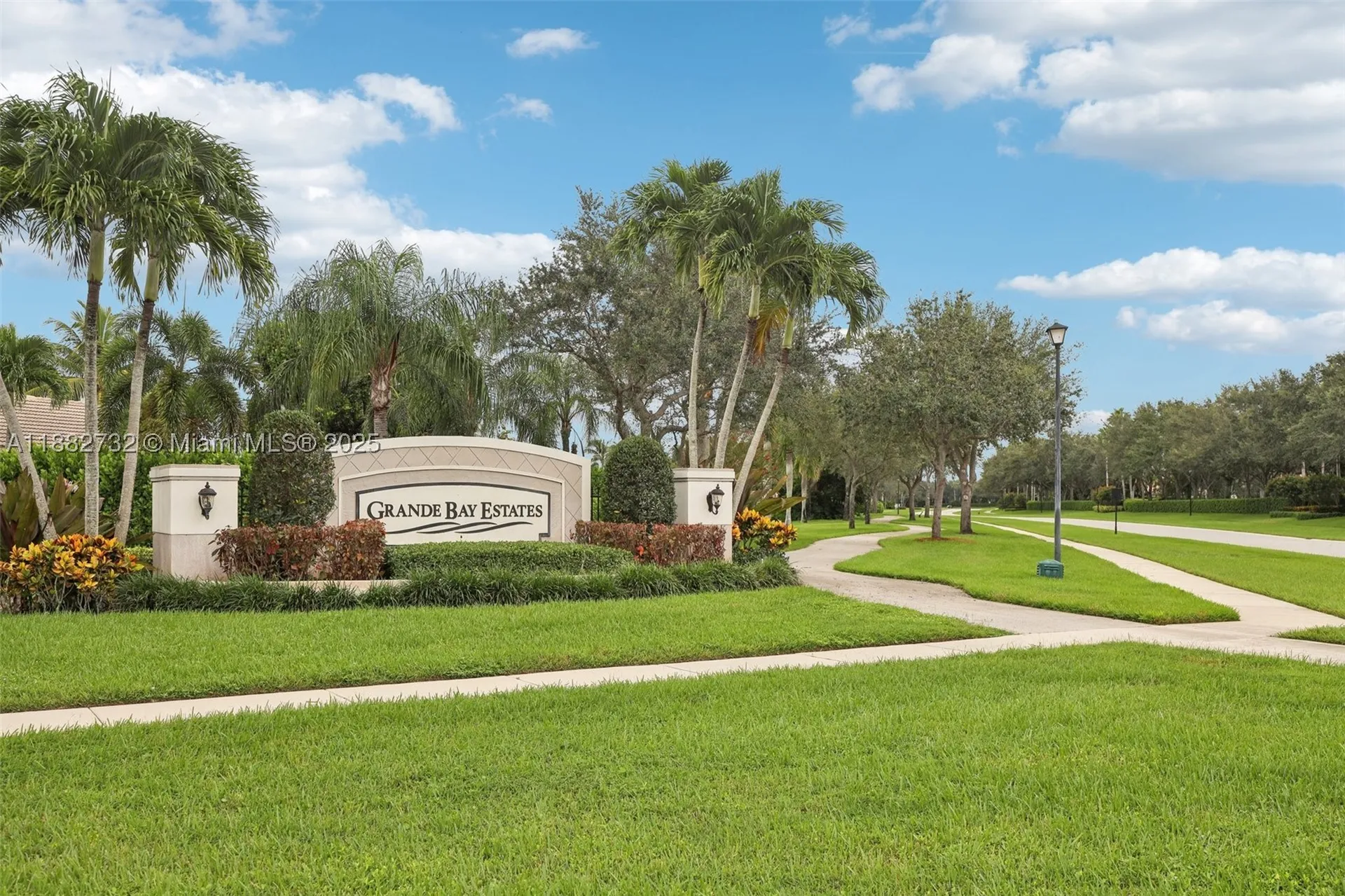 11759 Paradise Cove Lane Wellington FL 33449