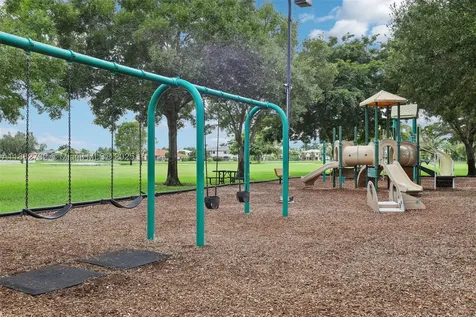 11759 Paradise Cove Lane Wellington FL 33449