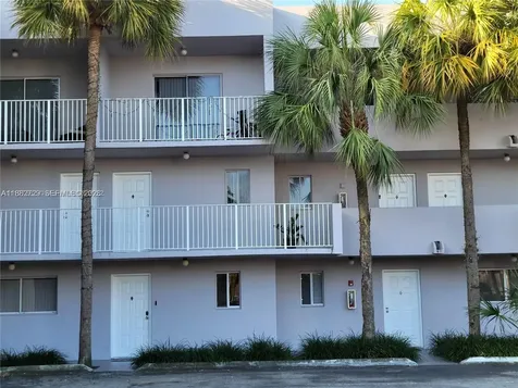 2680 W 76 Street Hialeah FL 33016
