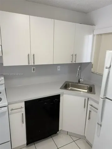2680 W 76 Street Hialeah FL 33016