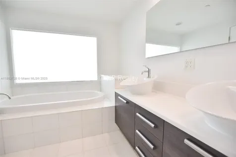 2950 NE 188th Street Aventura FL 33180