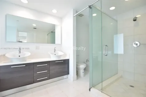 2950 NE 188th Street Aventura FL 33180