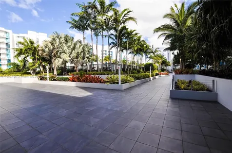 2950 NE 188th Street Aventura FL 33180