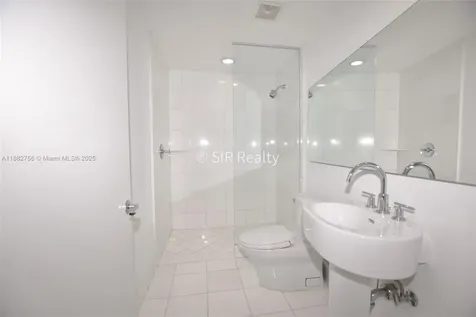 2950 NE 188th Street Aventura FL 33180