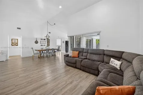 15326 SW 58th Terrace Miami FL 33193