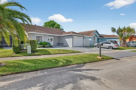 15326 SW 58th Terrace Miami FL 33193