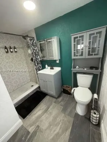 1336 NW 38th Street Miami FL 33142
