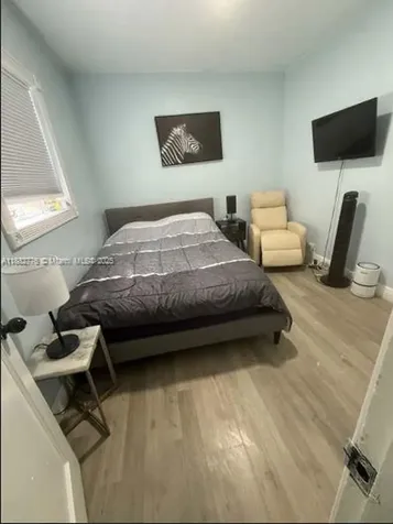 1336 NW 38th Street Miami FL 33142