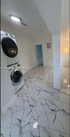 1336 NW 38th Street Miami FL 33142