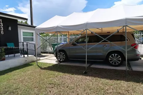 1336 NW 38th Street Miami FL 33142