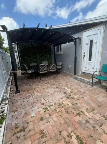 1336 NW 38th Street Miami FL 33142