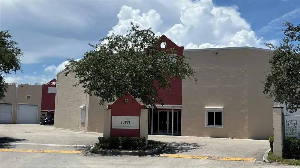 10871 SW 188th Street Cutler Bay FL 33157