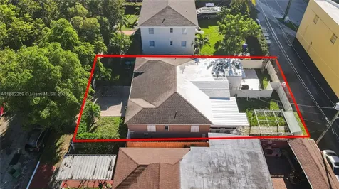 2530 SW 27th Street Miami FL 33133