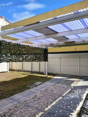 2530 SW 27th Street Miami FL 33133