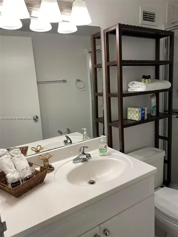 3725 S Ocean Drive Hollywood FL 33019