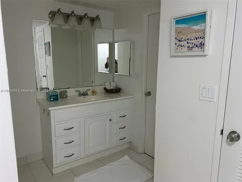 3725 S Ocean Drive Hollywood FL 33019