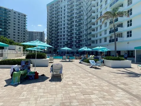 3725 S Ocean Drive Hollywood FL 33019