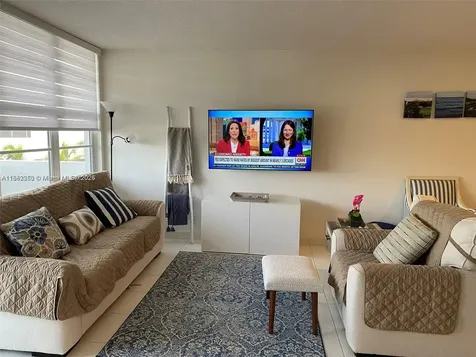 3725 S Ocean Drive Hollywood FL 33019