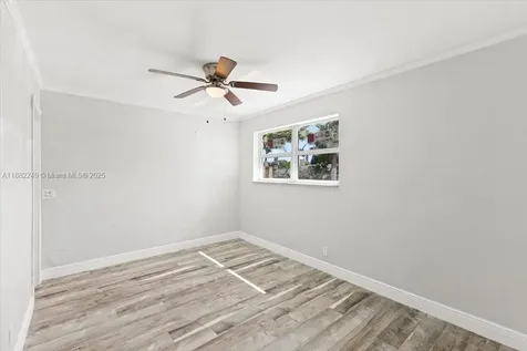 4131 NW 13th Avenue Oakland Park FL 33309